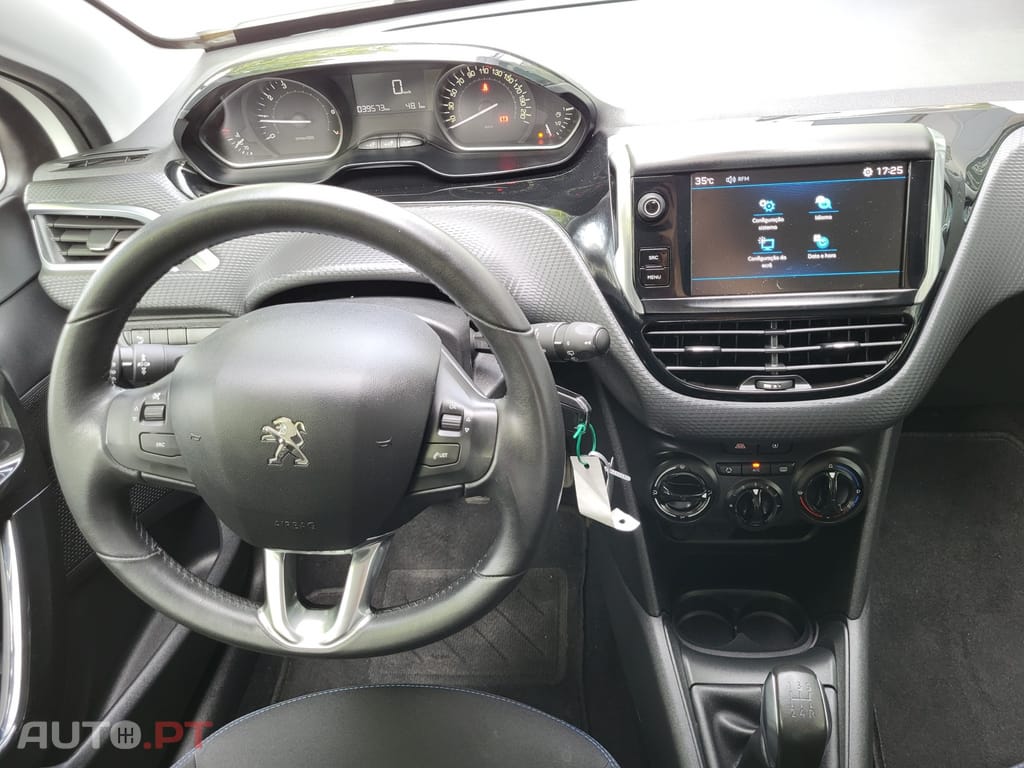Peugeot 208 1.2 PureTech Style
