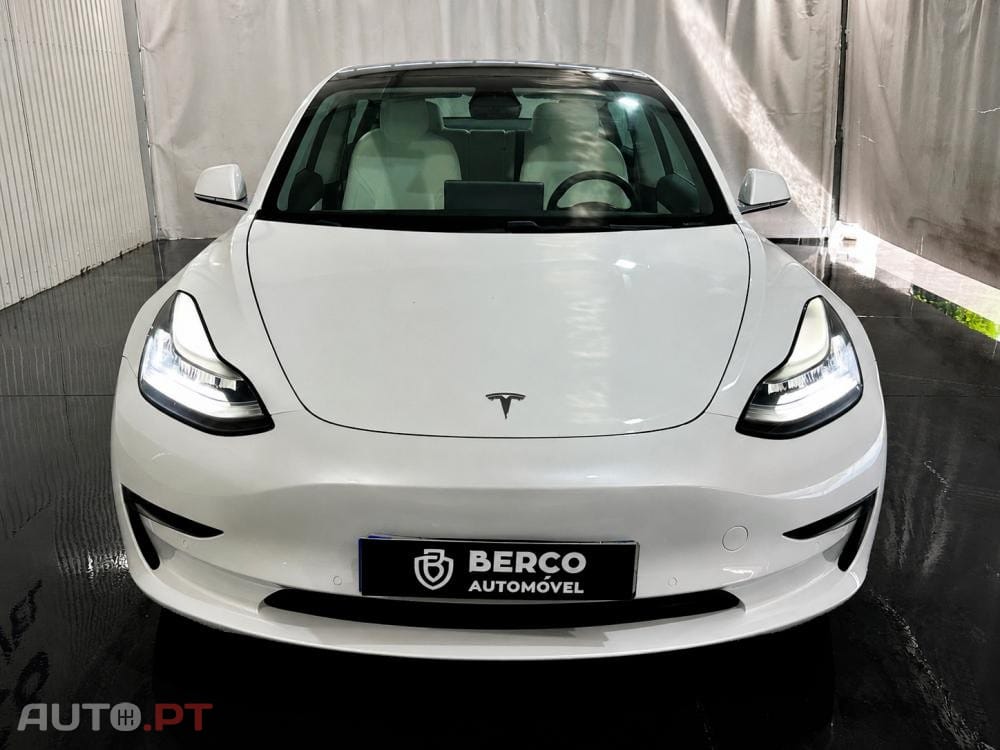 Tesla Model 3 Long-Range Dual Motor AWD