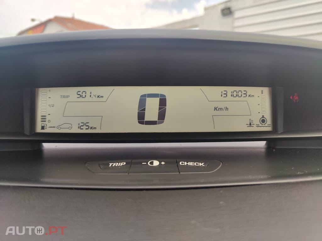 Citroen C4 1.4 16V SX