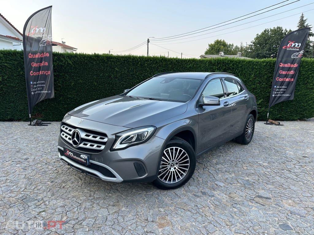 Mercedes-Benz GLA 200 d 7G-DCT Urban Automático