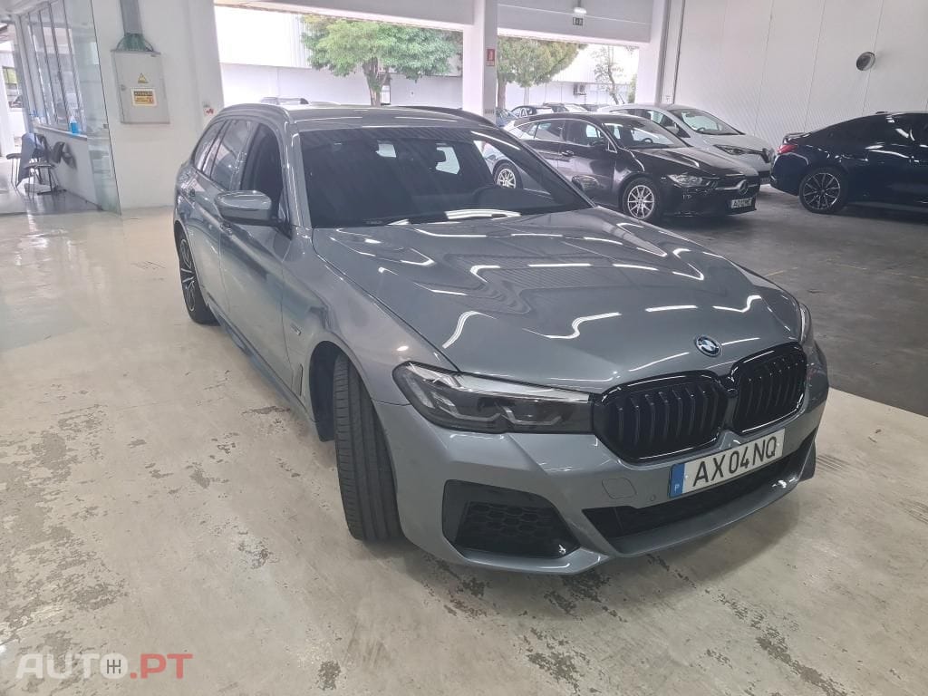 BMW 530 e Pack Desportivo M