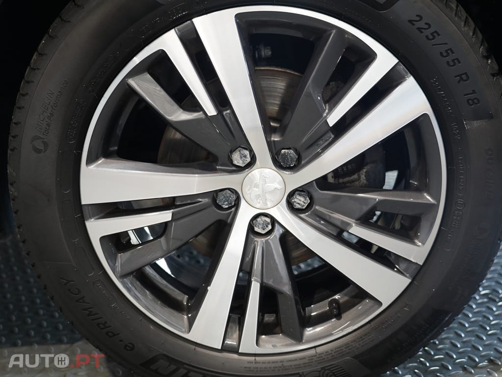 Peugeot 5008 1.2 PureTech Allure Pack