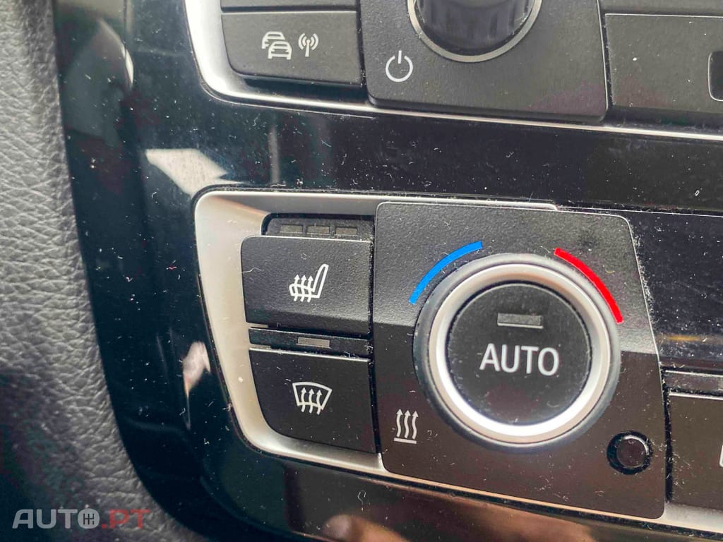 BMW 318 d Touring Line Sport