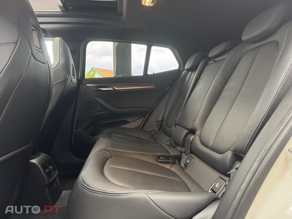 BMW X2 25 e xDrive Pack M
