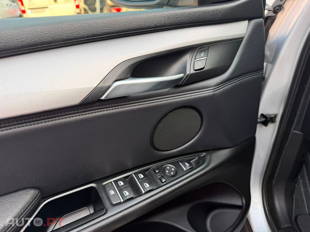 BMW X5 25 d sDrive Comfort 7L
