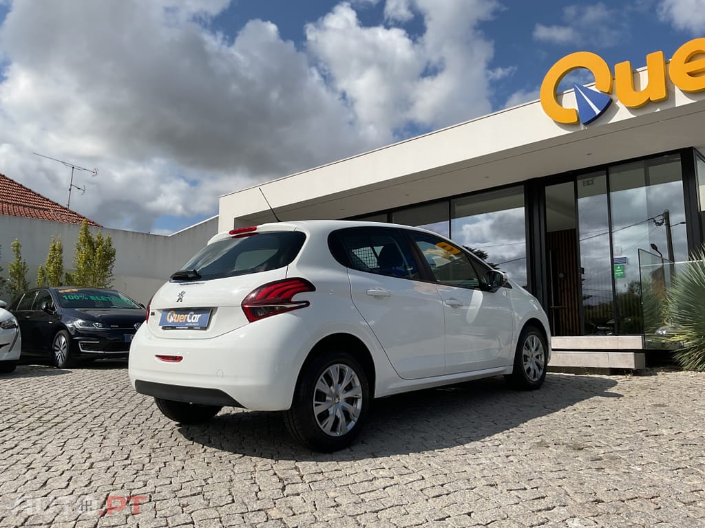 Peugeot 208 1.5 BlueHDi Active