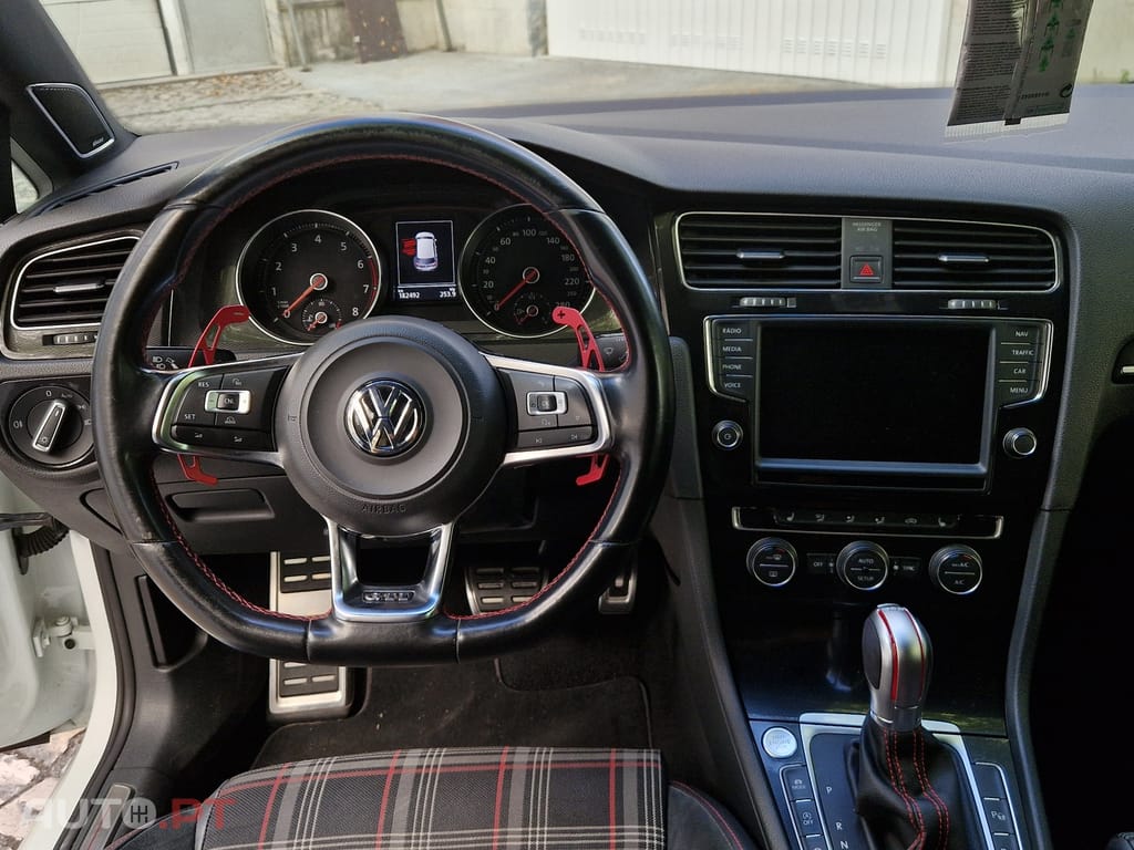Volkswagen Golf 2.0 TSi GTi DSG