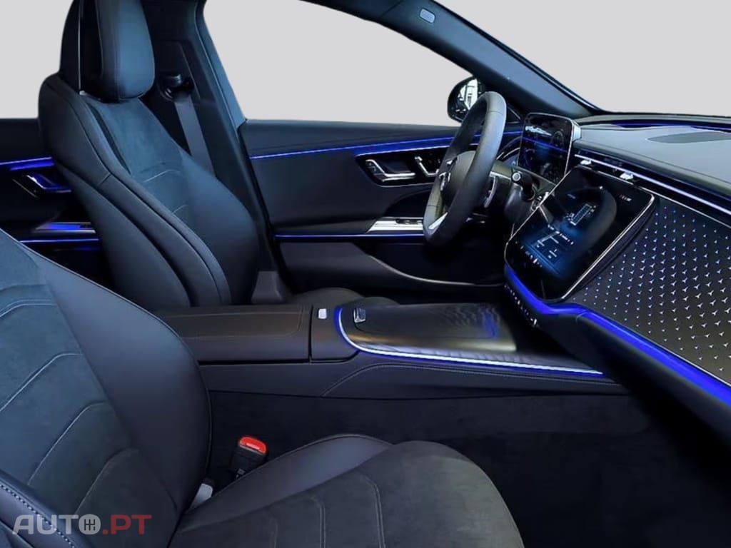 Mercedes-Benz E 300 de T AMG NIGHT I.V.A DEDUTIVEL 