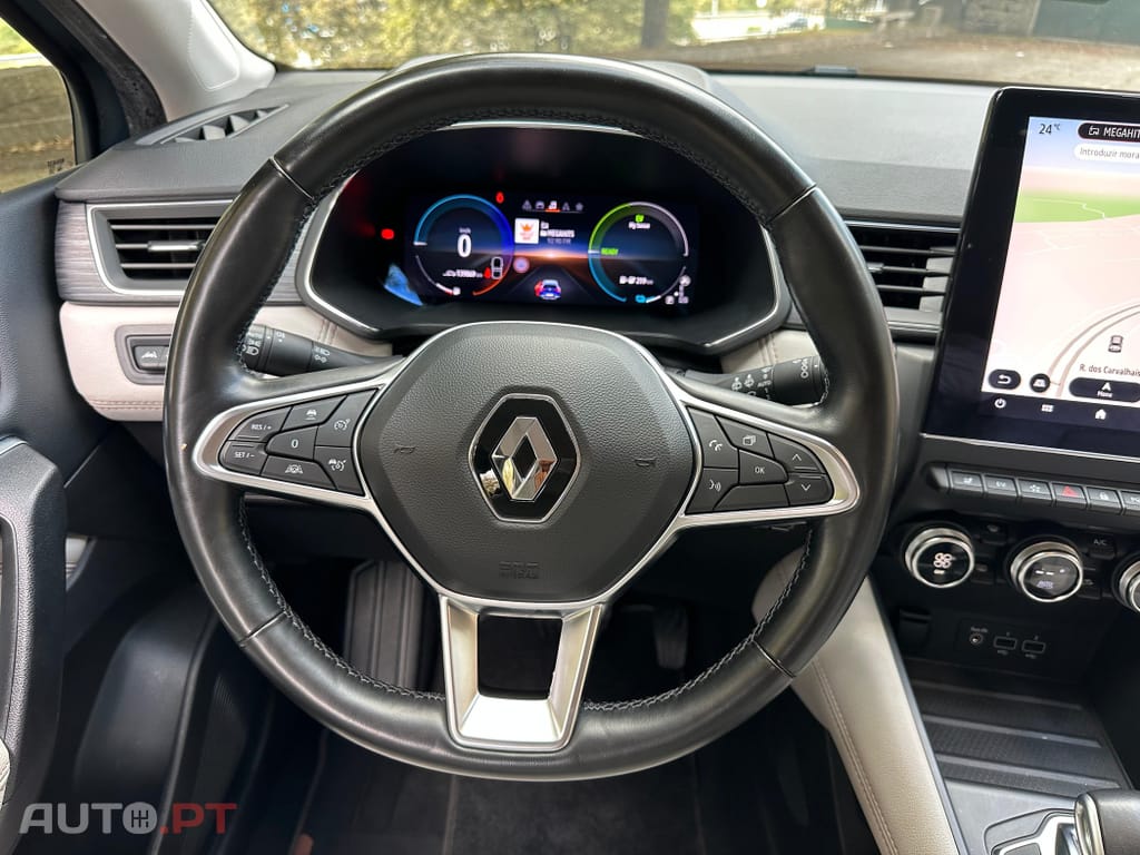 Renault Captur 1.6 E-Tech Initiale Paris