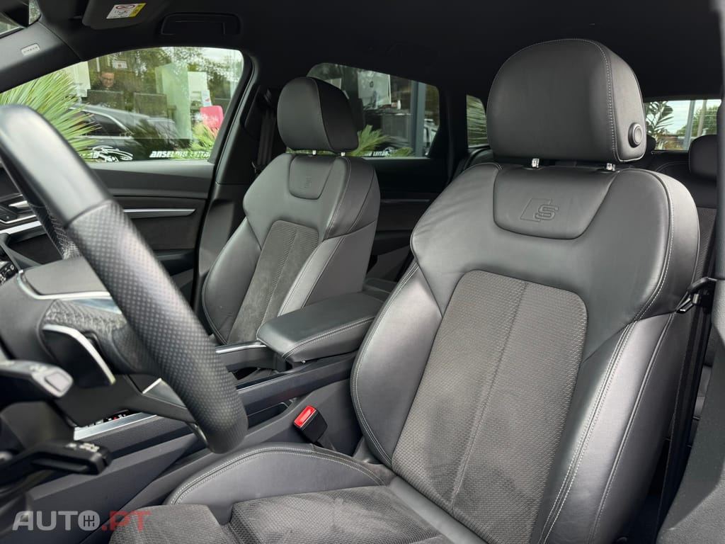 Audi E-Tron 55 quattro S line
