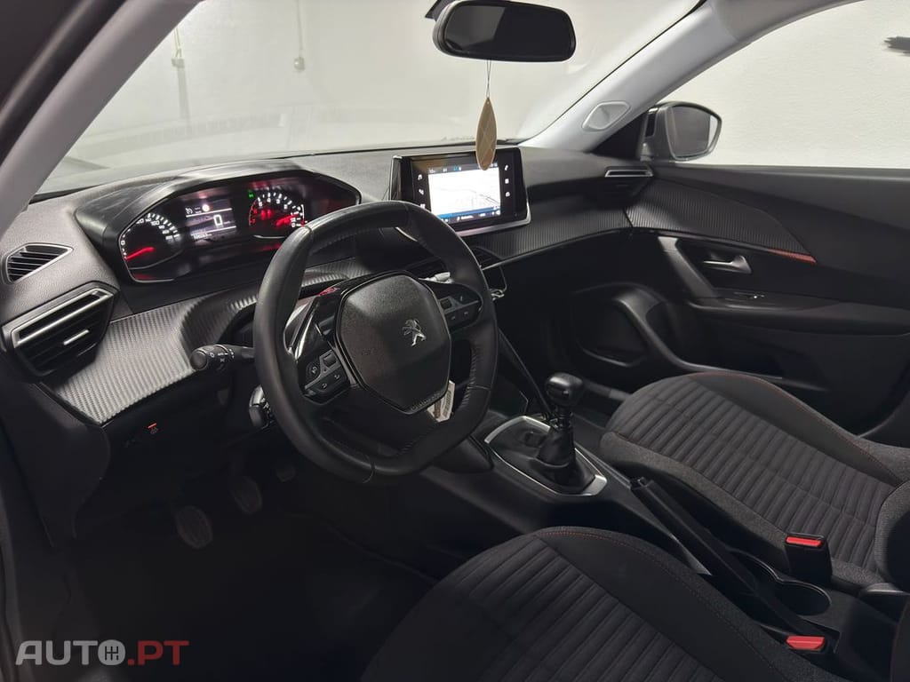 Peugeot 2008 PureTech 130 GPF Stop&Start Active