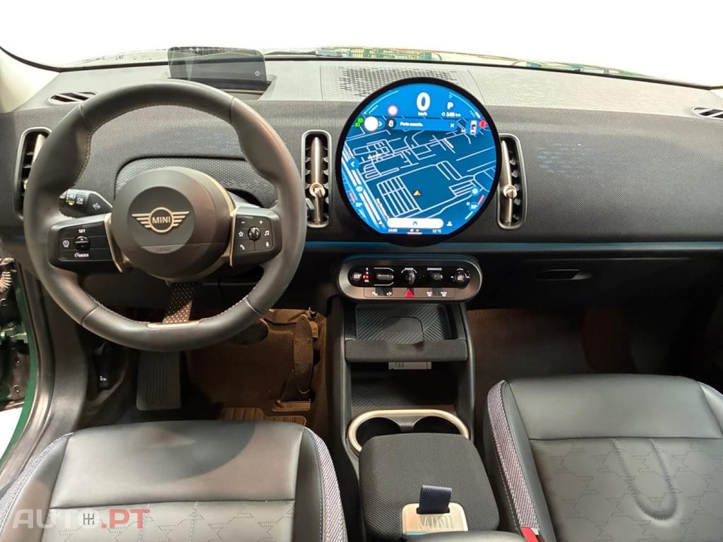 MINI Countryman C Essential DKC7