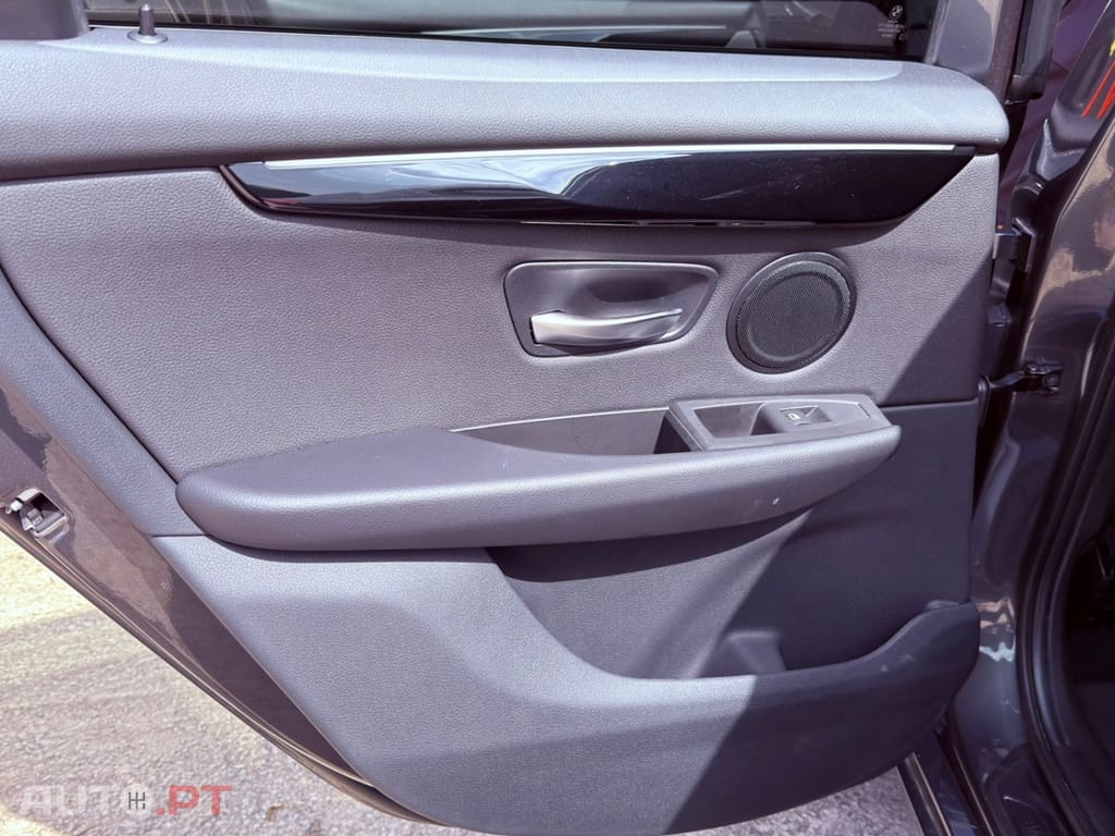 BMW 225 iPerformance