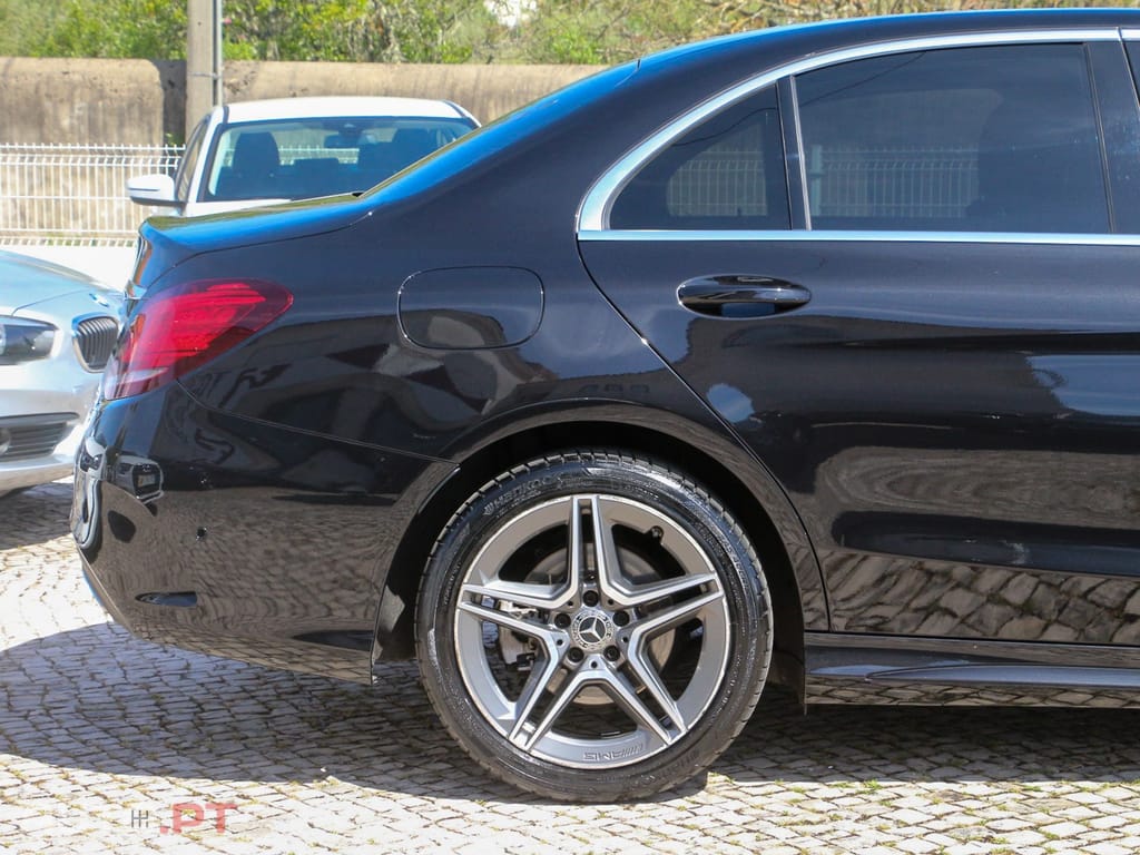 Mercedes-Benz C 200 Outro
