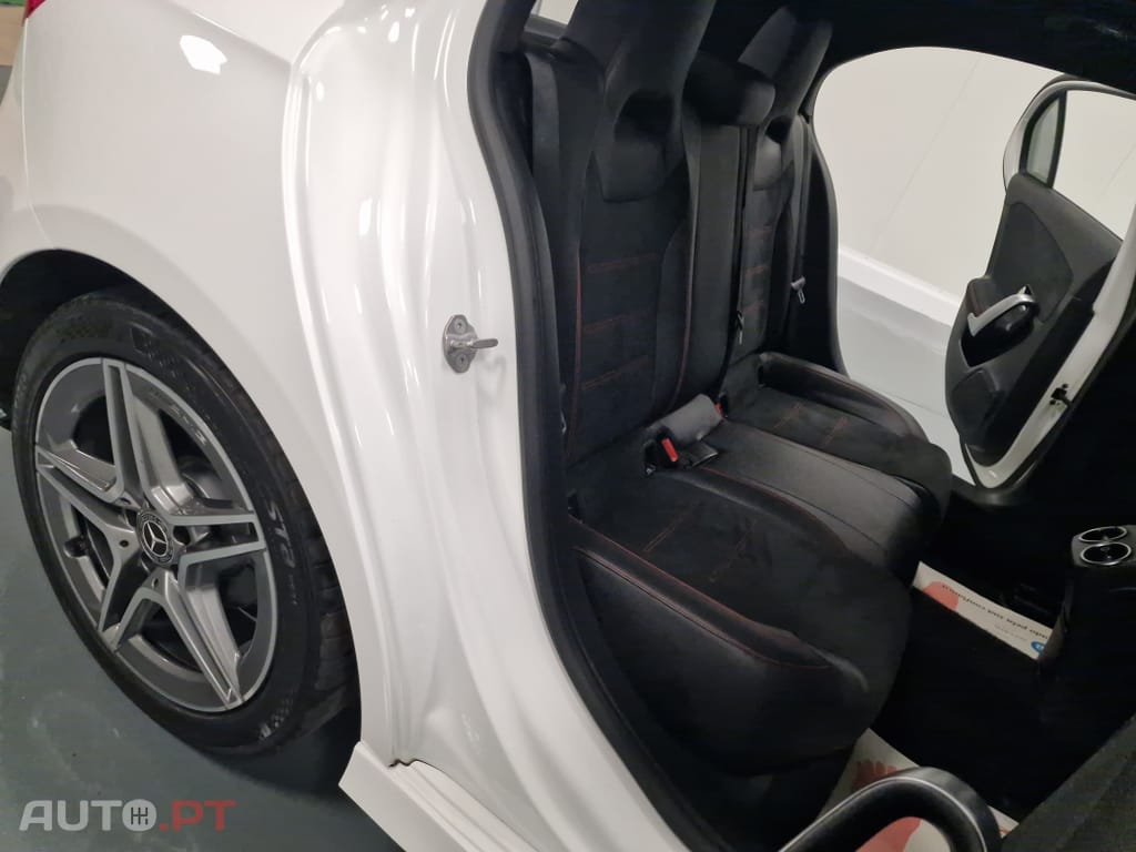 Mercedes-Benz A 180 d AMG Line Aut.
