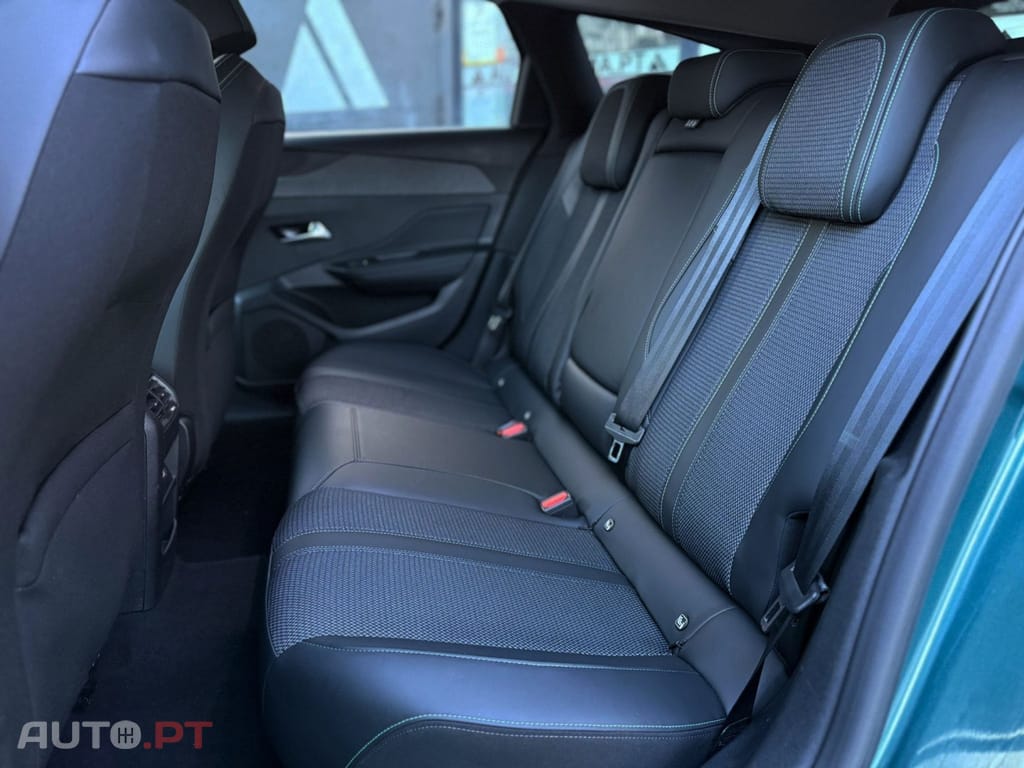 Peugeot 308 SW BlueHDi 130 EAT8 Allure Pack