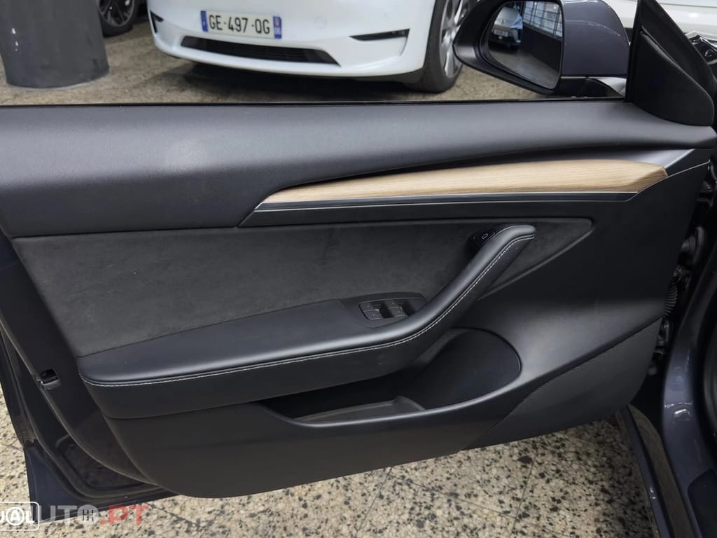 Tesla Model 3 Long Range Tração Integral