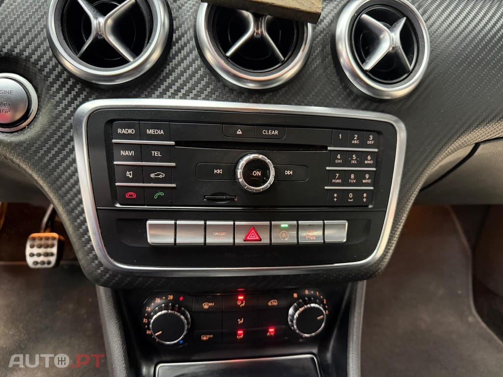 Mercedes-Benz A 180 d AMG Line