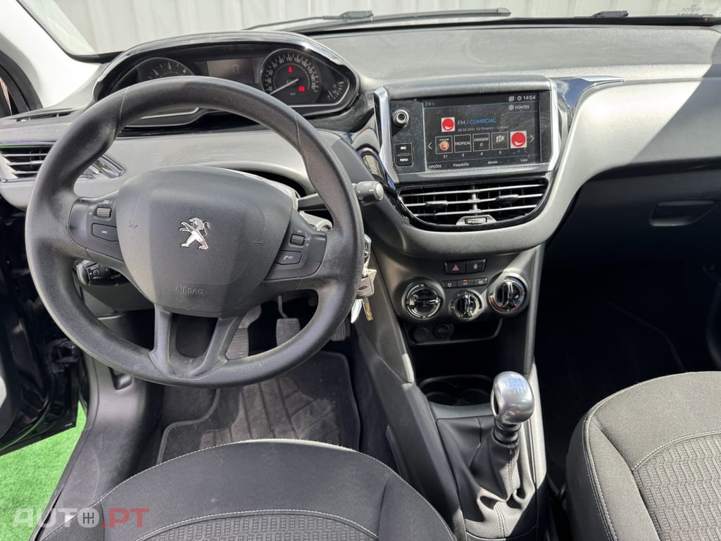 Peugeot 208 1.5 BlueHDi Active Business Pack