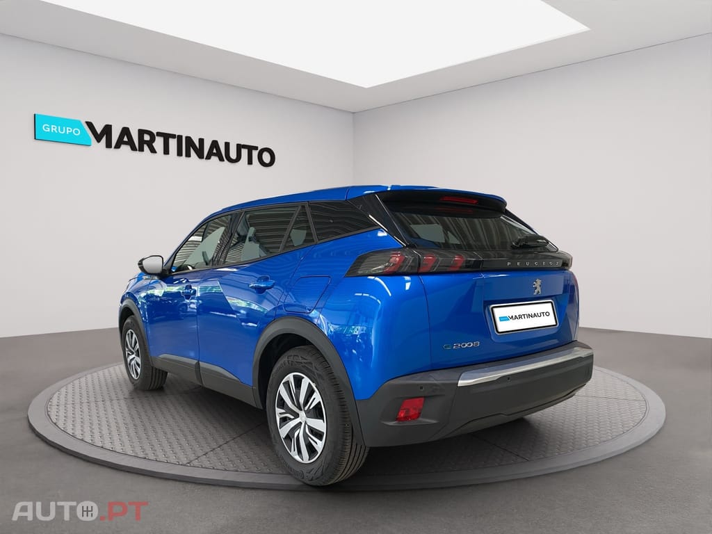 Peugeot E-2008 50 kWh Active Pack