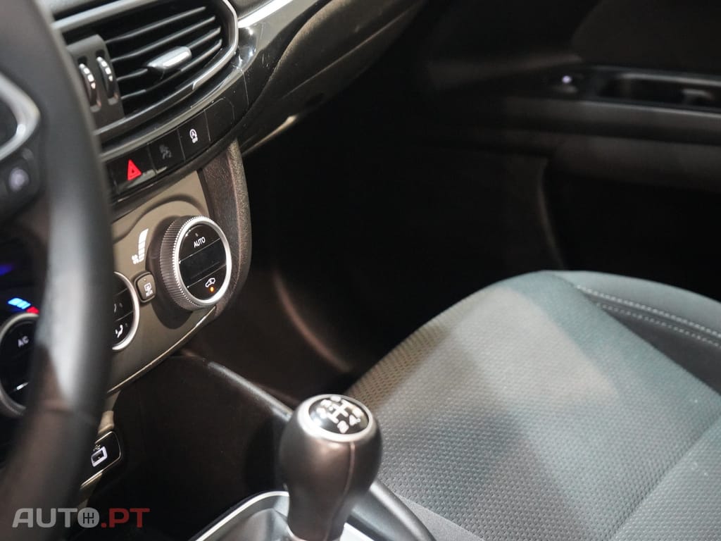 Fiat Tipo 1.3 M-Jet Lounge