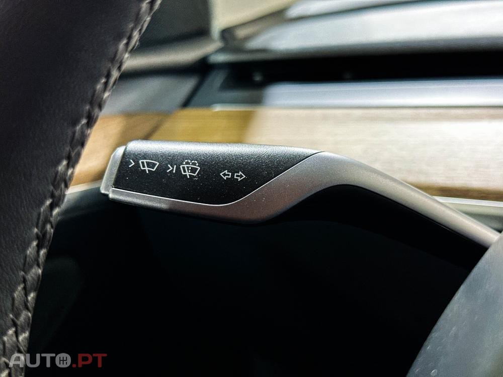 Tesla Model Y Performance AWD