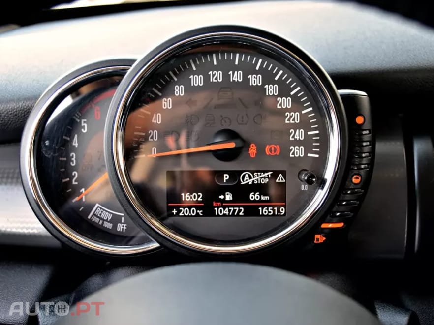 MINI Cooper Cooper D Auto