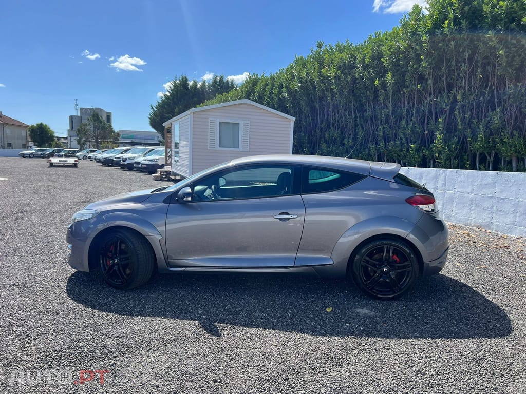 Renault Mégane Coupe 2.0 T 16V RS