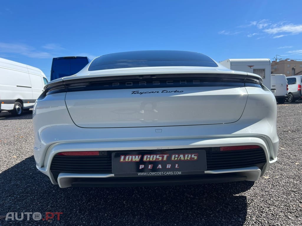 Porsche Taycan Turbo