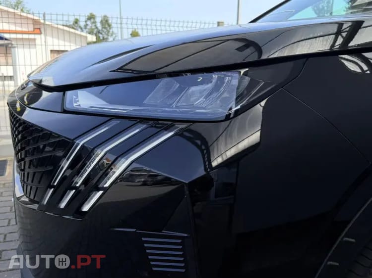 Peugeot 3008 1.2 Hybrid Allure e-DCS6