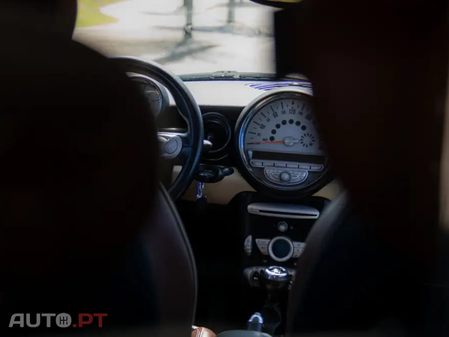 MINI Clubman Cooper D