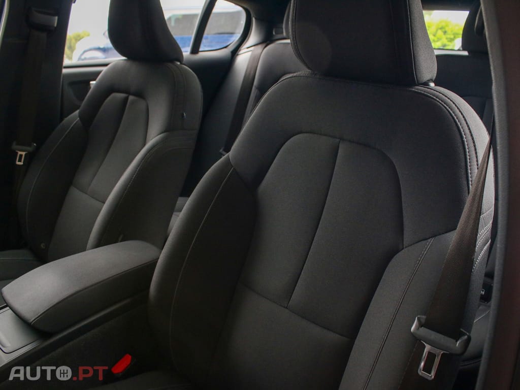 Volvo C40 Recharge Extended Range Core