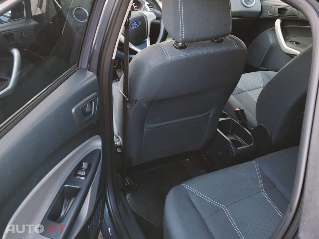 Ford Fiesta Titanium