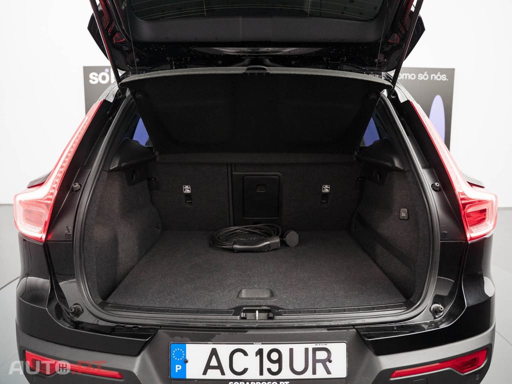 Volvo XC40 1.5 T5 PHEV Momentum