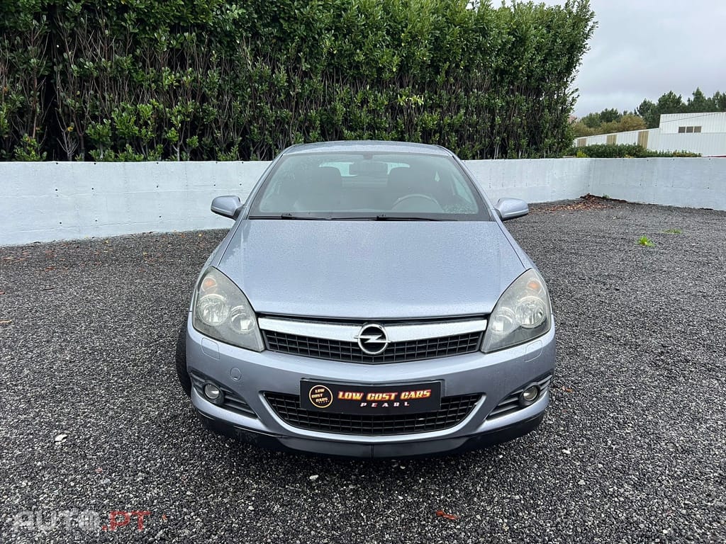 Opel Astra GTC 1.3 CDTi