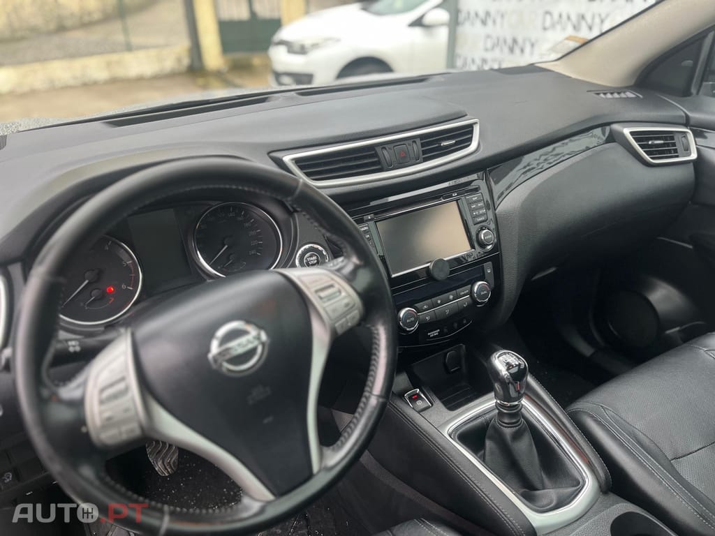 Nissan Qashqai 1.5 dCi Tekna 19 Pele