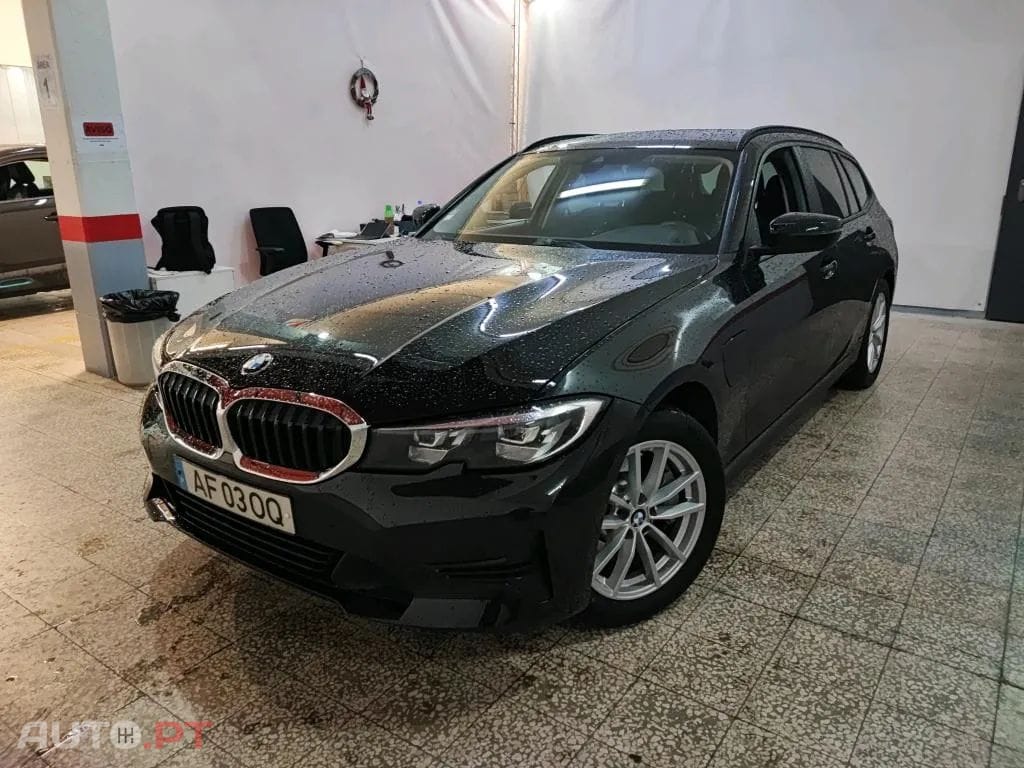 BMW 330 e Touring Corporate Edition Auto