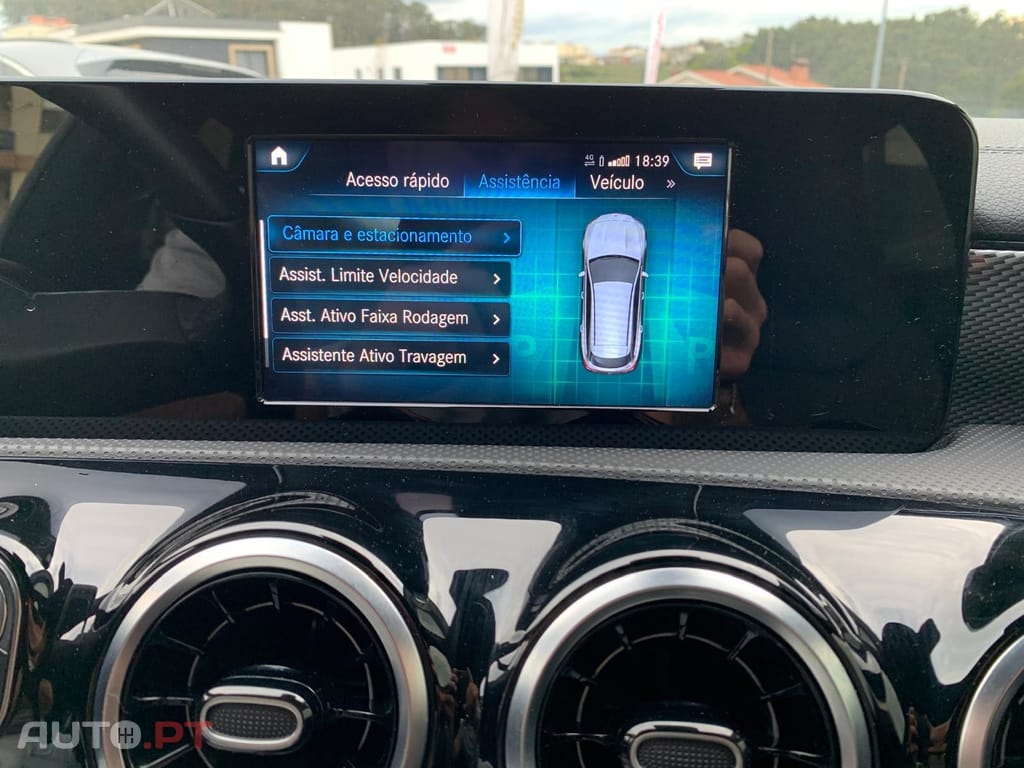 Mercedes-Benz CLA 180 d Style Plus