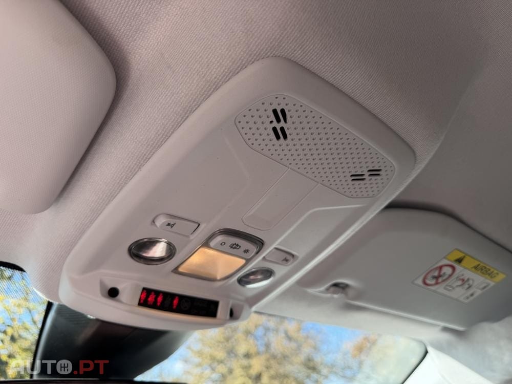 Peugeot 208 PureTech 75 Allure Pack