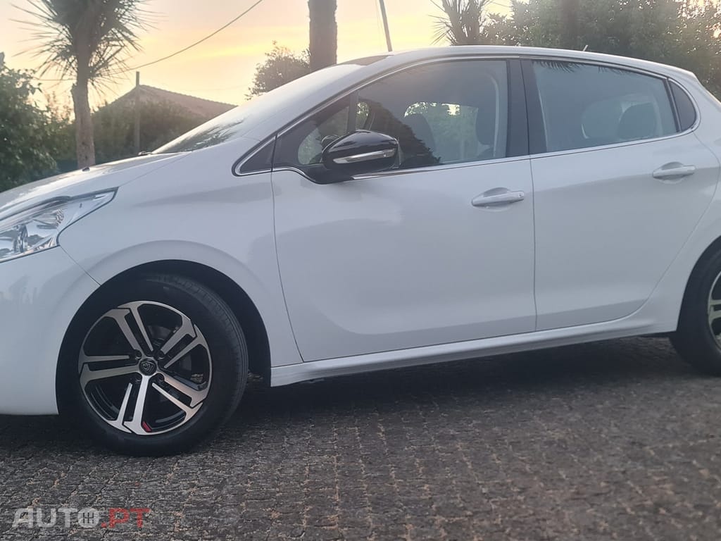 Peugeot 208 1.4 HDi Allure