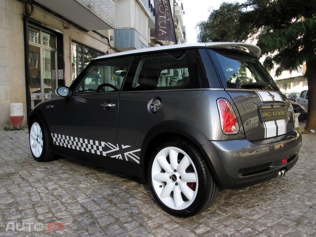 MINI Cooper Cooper S