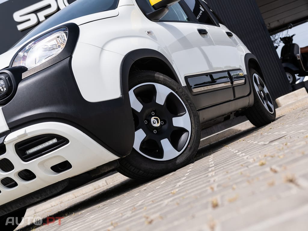 Fiat Panda Pandina 1.0 Hybrid Icon