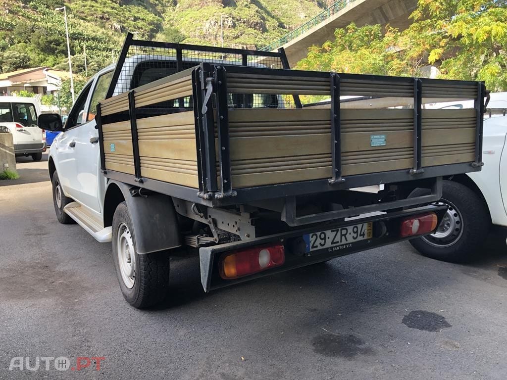 Mitsubishi L200 2.3 DI-D CD Invite 2WD