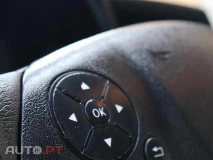 Mercedes-Benz E 350 CDi Avantgarde BlueEfficiency
