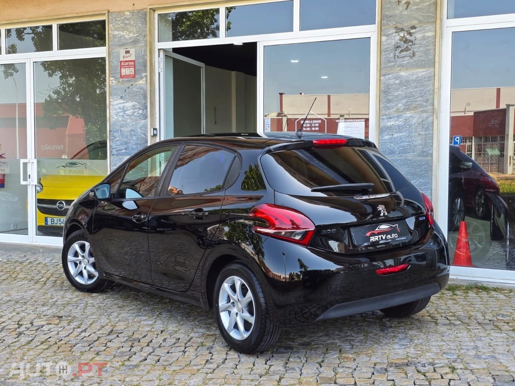 Peugeot 208 1.6 BlueHDi Active