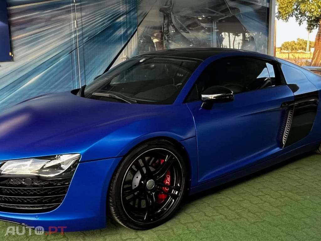 Audi R8 4.2 FSI V8 quattro R-tronic