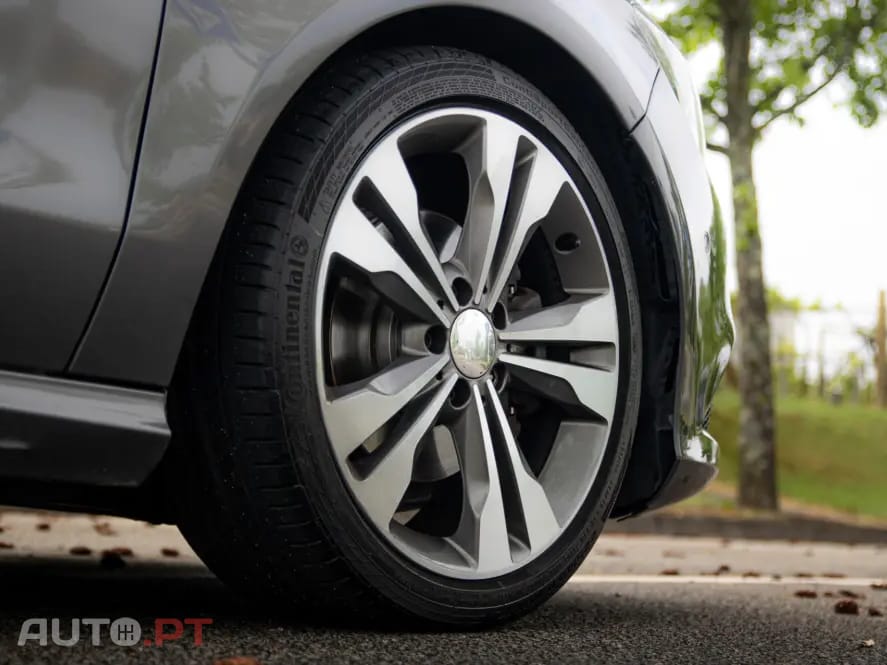 Mercedes-Benz CLA 220 CDI Urban Aut.