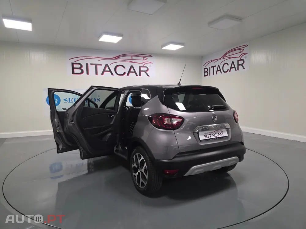 Renault Captur 1.5 DCI EXCLUSIVE