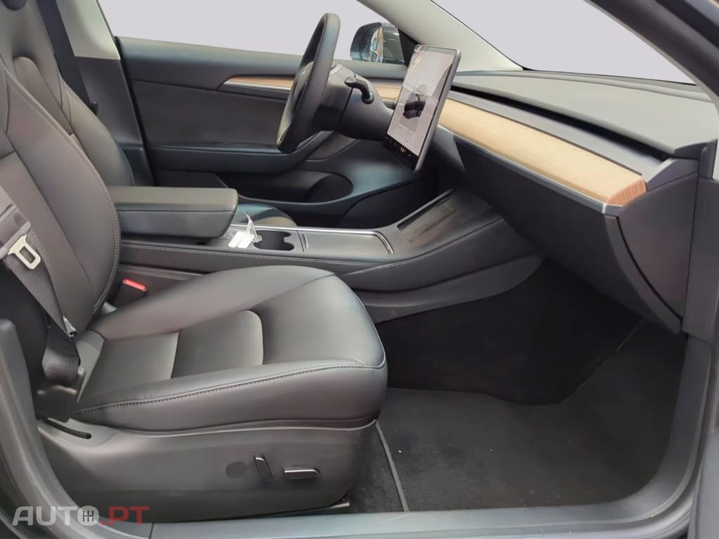 Tesla Model 3 Standard Range I.V.A DEDUTIVEL