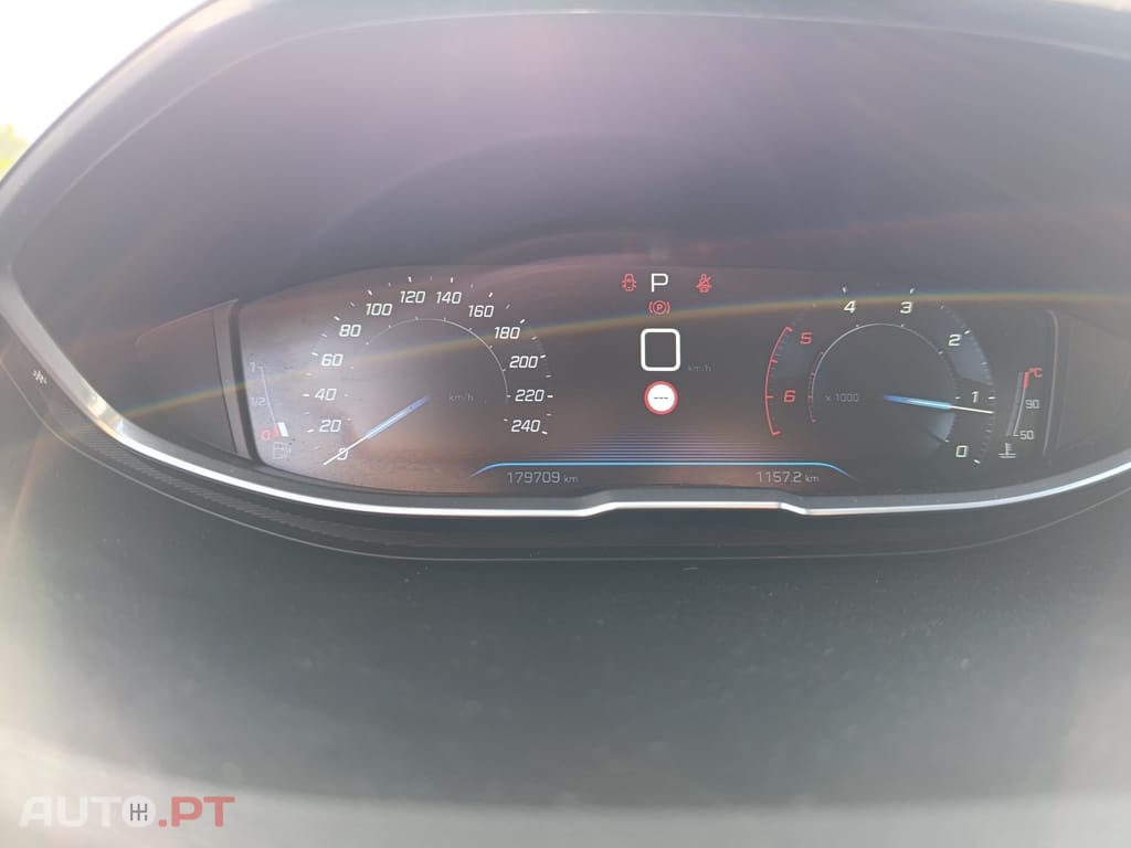 Peugeot 3008 1.6 BlueHDi Allure